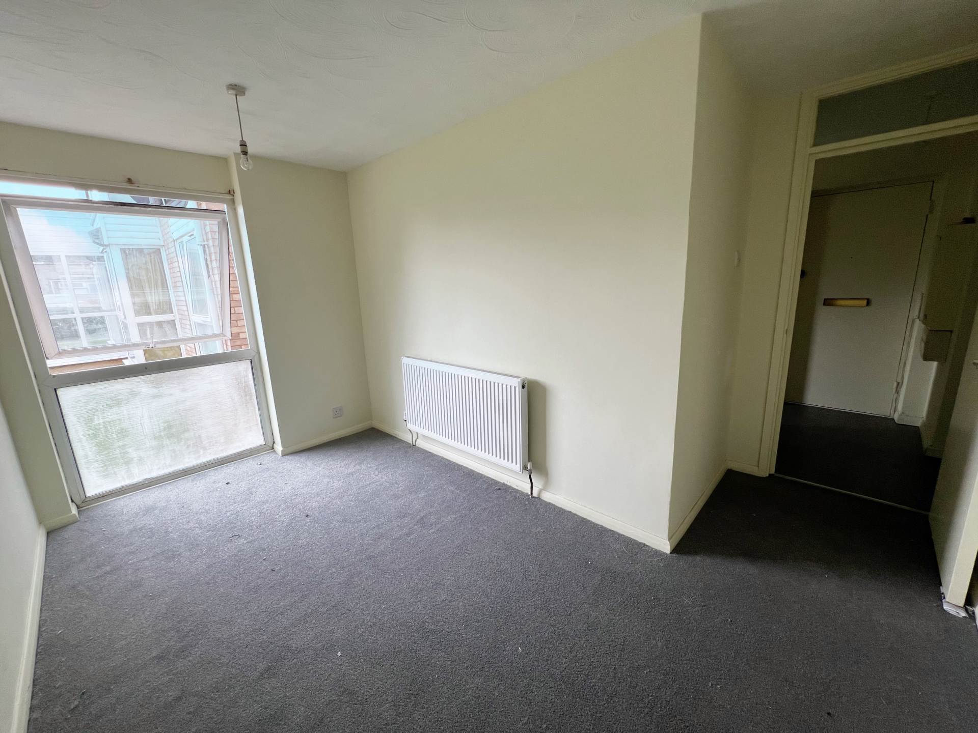 Woburn Court, Luton, Image 6