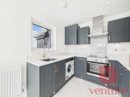 Dickens Place, Kents Hill, Image 3