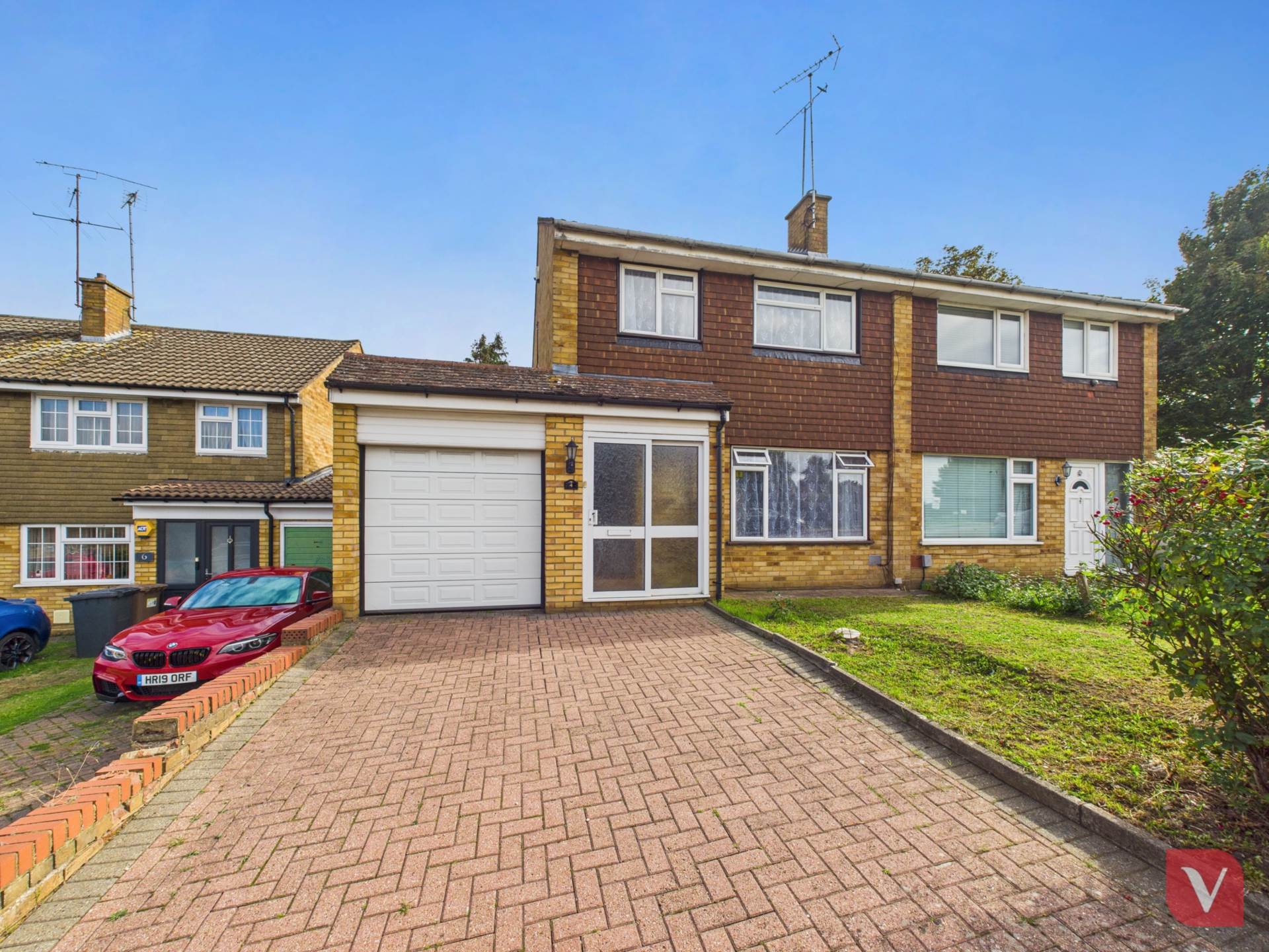 Holgate Drive, Luton, Image 1