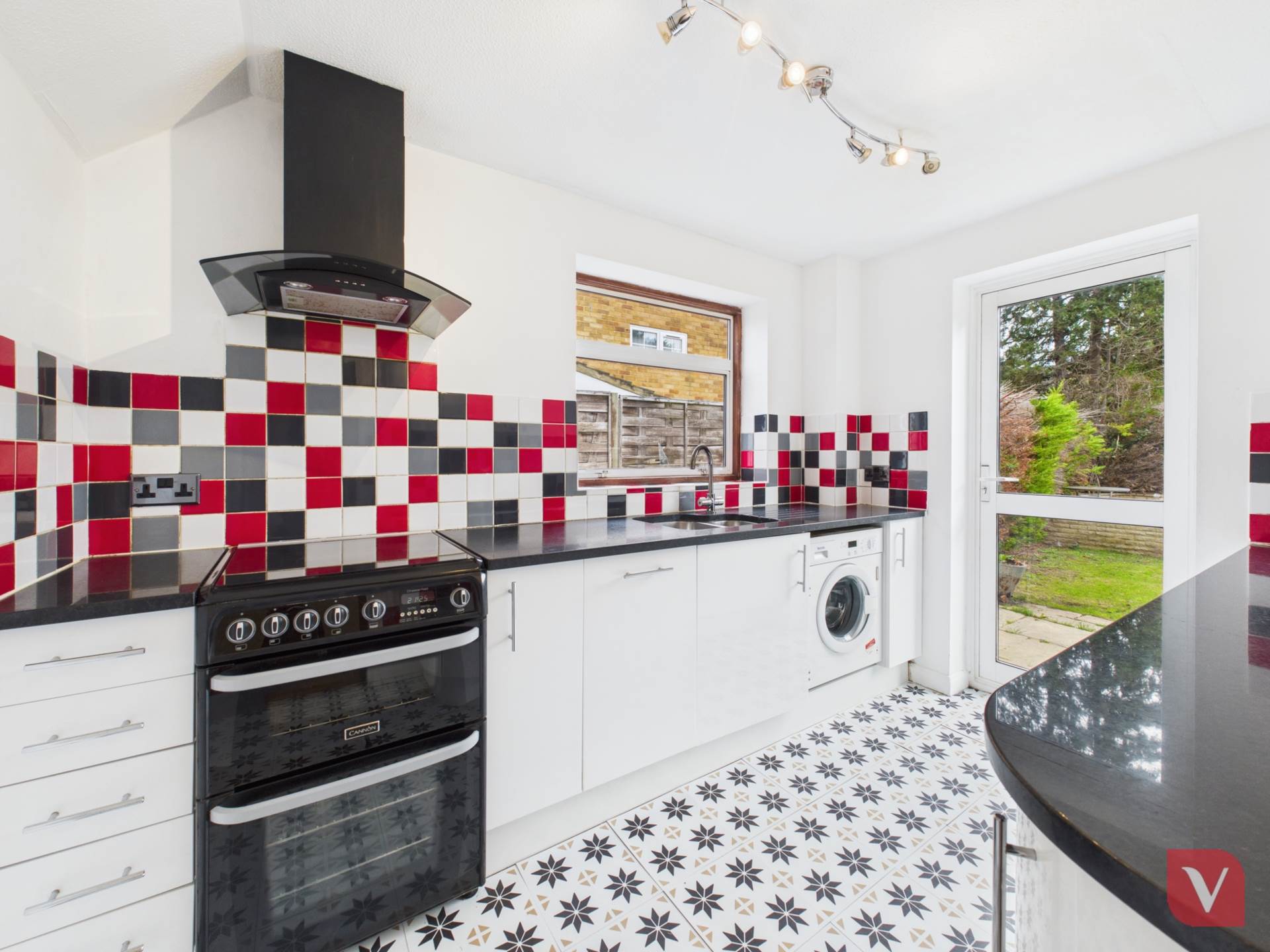 Holgate Drive, Luton, Image 3