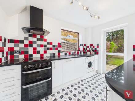 Holgate Drive, Luton, Image 3