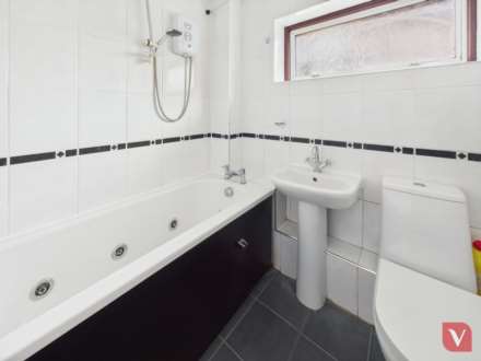 Holgate Drive, Luton, Image 7