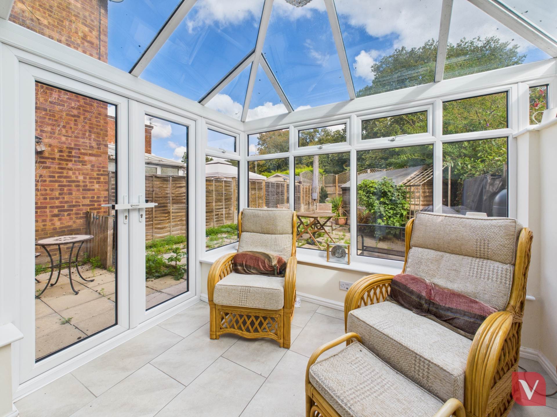 Saltdean Close, Luton, Image 5