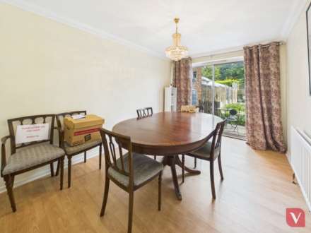 Saltdean Close, Luton, Image 4