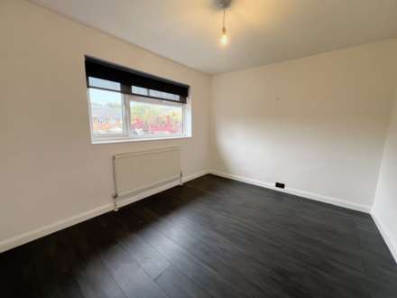 Kirkwood Road, Luton, Image 9