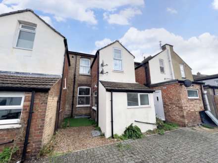 Victoria Street, Dunstable, Image 12