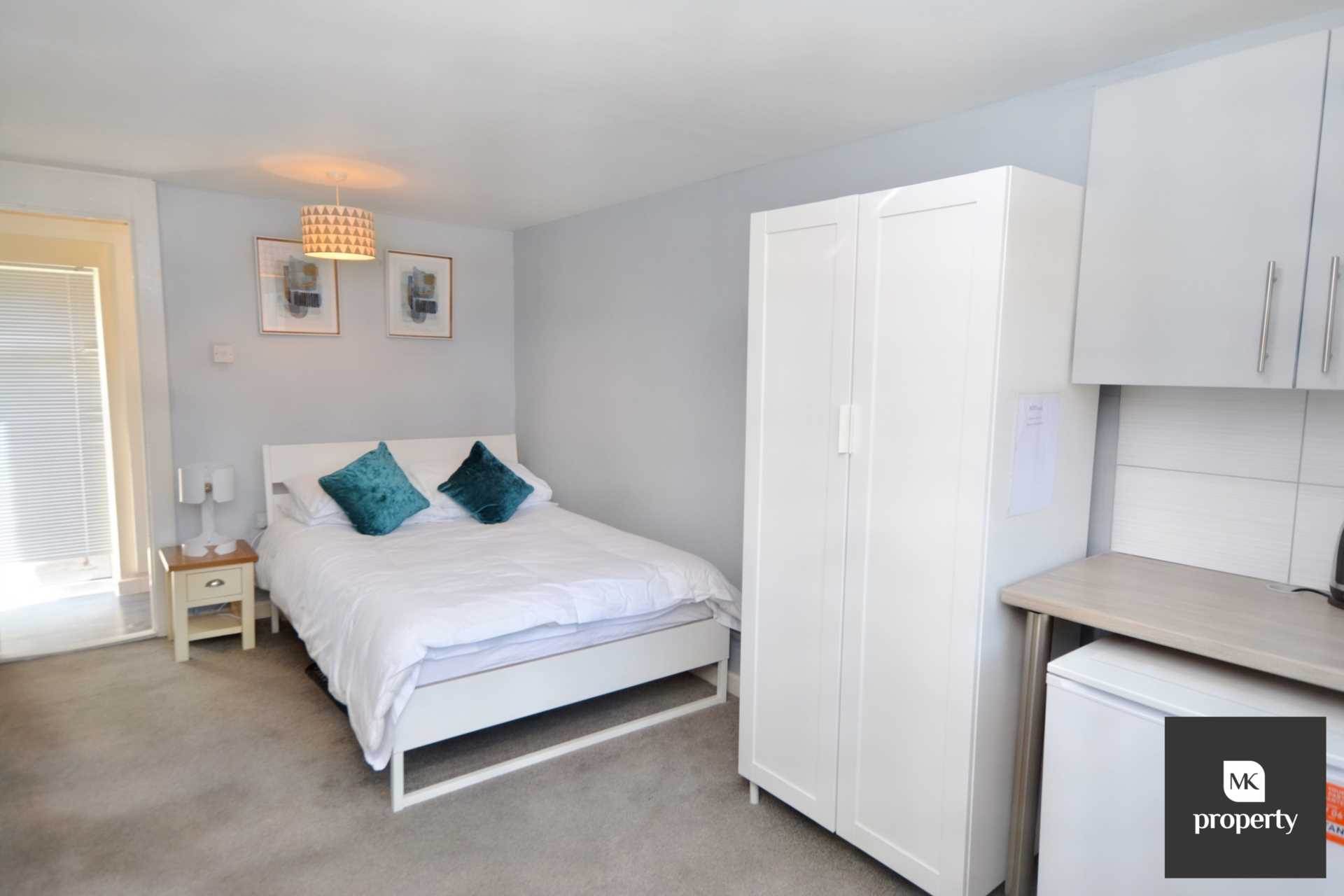 South Ninth Street, Milton Keynes, Image 4