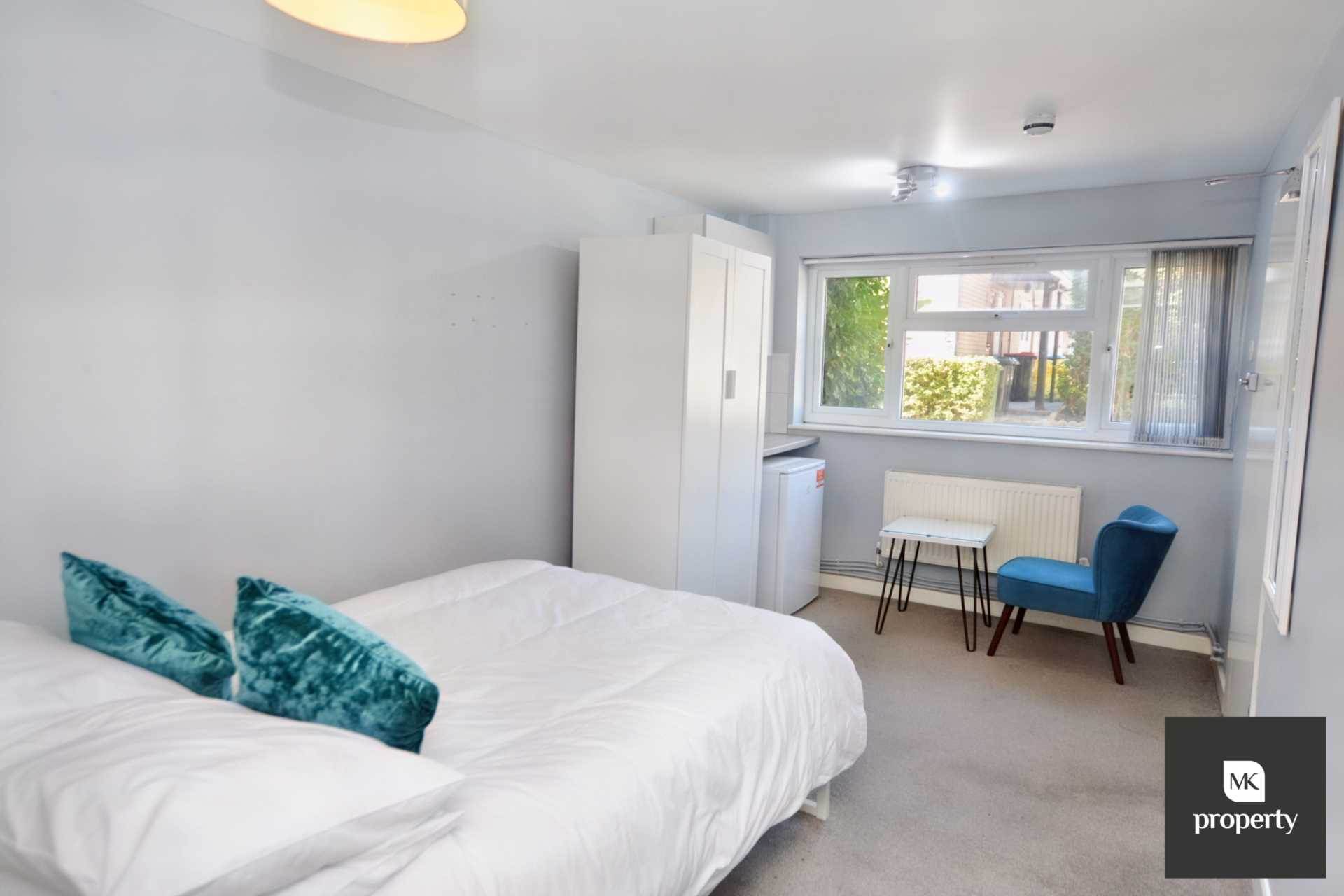 South Ninth Street, Milton Keynes, Image 5