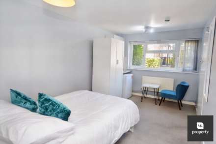 South Ninth Street, Milton Keynes, Image 5