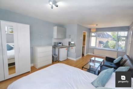 South Ninth Street, Milton Keynes, Image 2