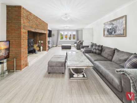 Ravensden Road, Bedford, Image 3