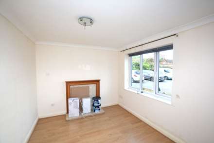 Willow Brook Road, Corby, Image 2