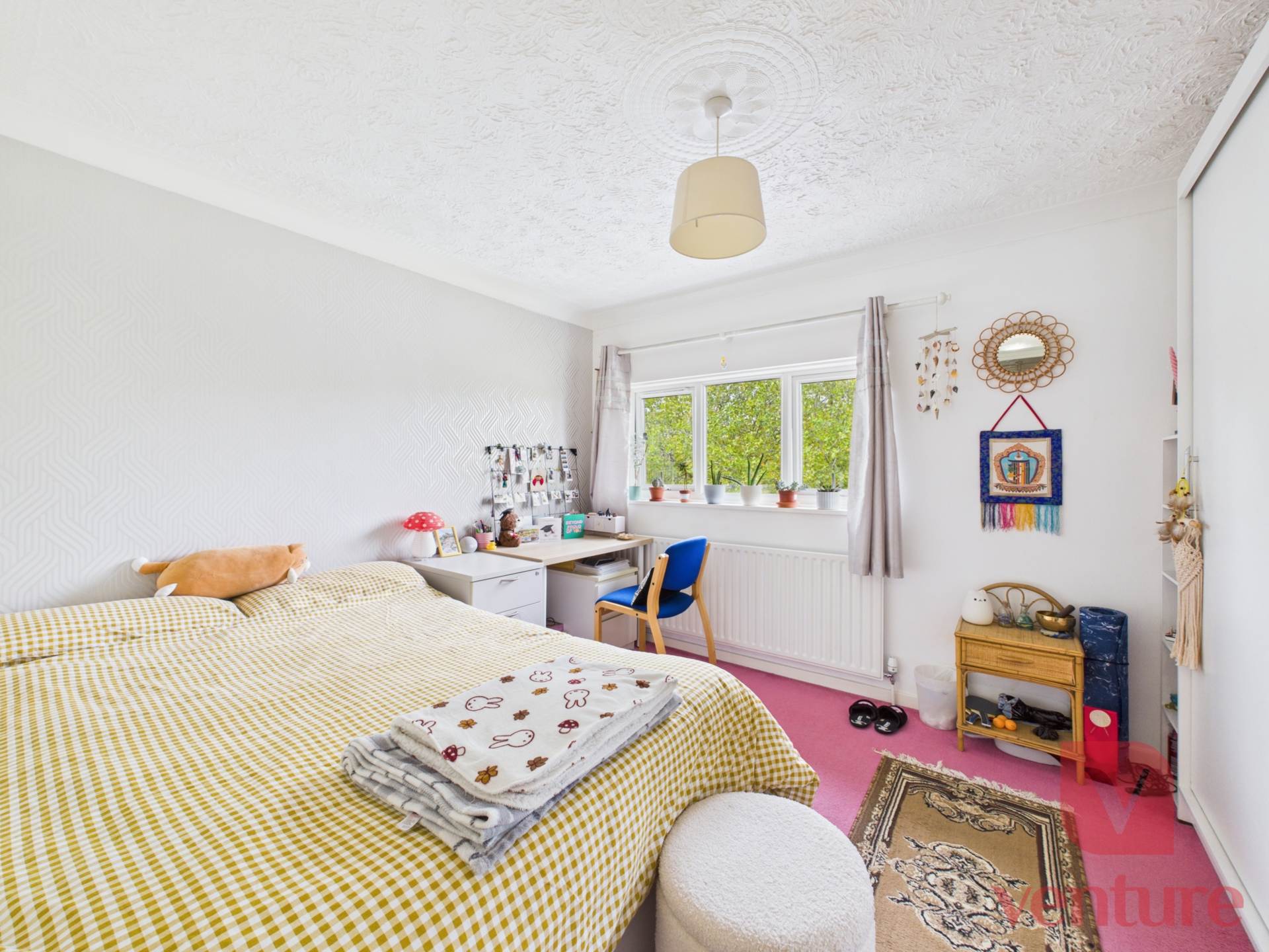 Conniburrow Boulevard, Milton Keynes, Image 11
