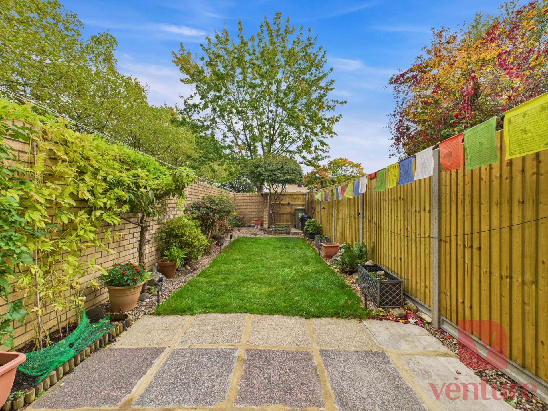 Conniburrow Boulevard, Milton Keynes, Image 16