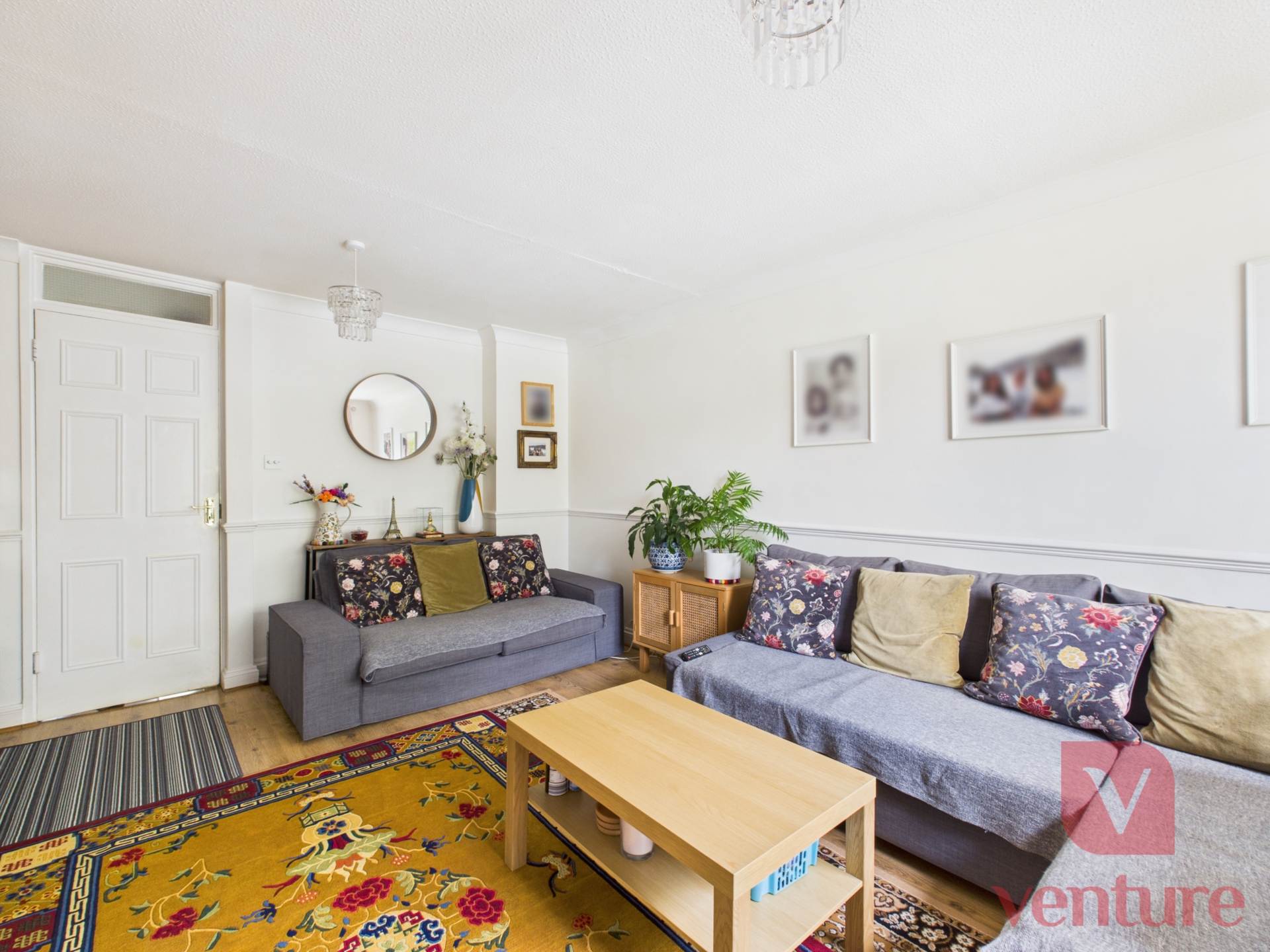 Conniburrow Boulevard, Milton Keynes, Image 3