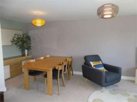 Monarch Way, Leighton Buzzard, Image 4
