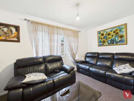 Bingham Close, Milton Keynes, Image 3