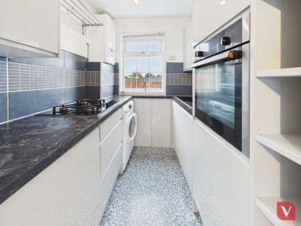 Pollys Yard, Newport Pagnell, Image 2