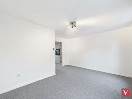 Pollys Yard, Newport Pagnell, Image 3