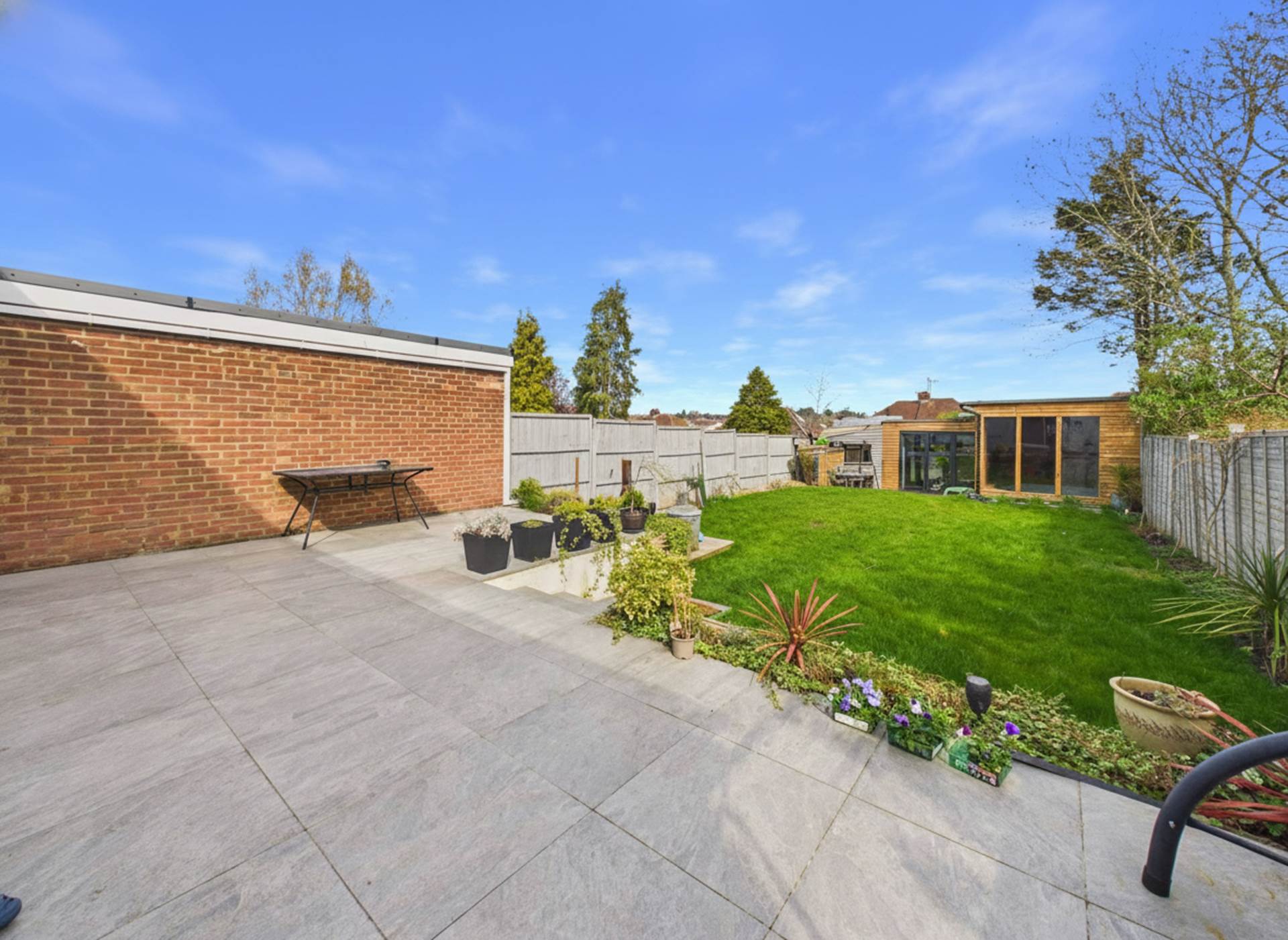 Somerset Avenue, Luton, Image 17