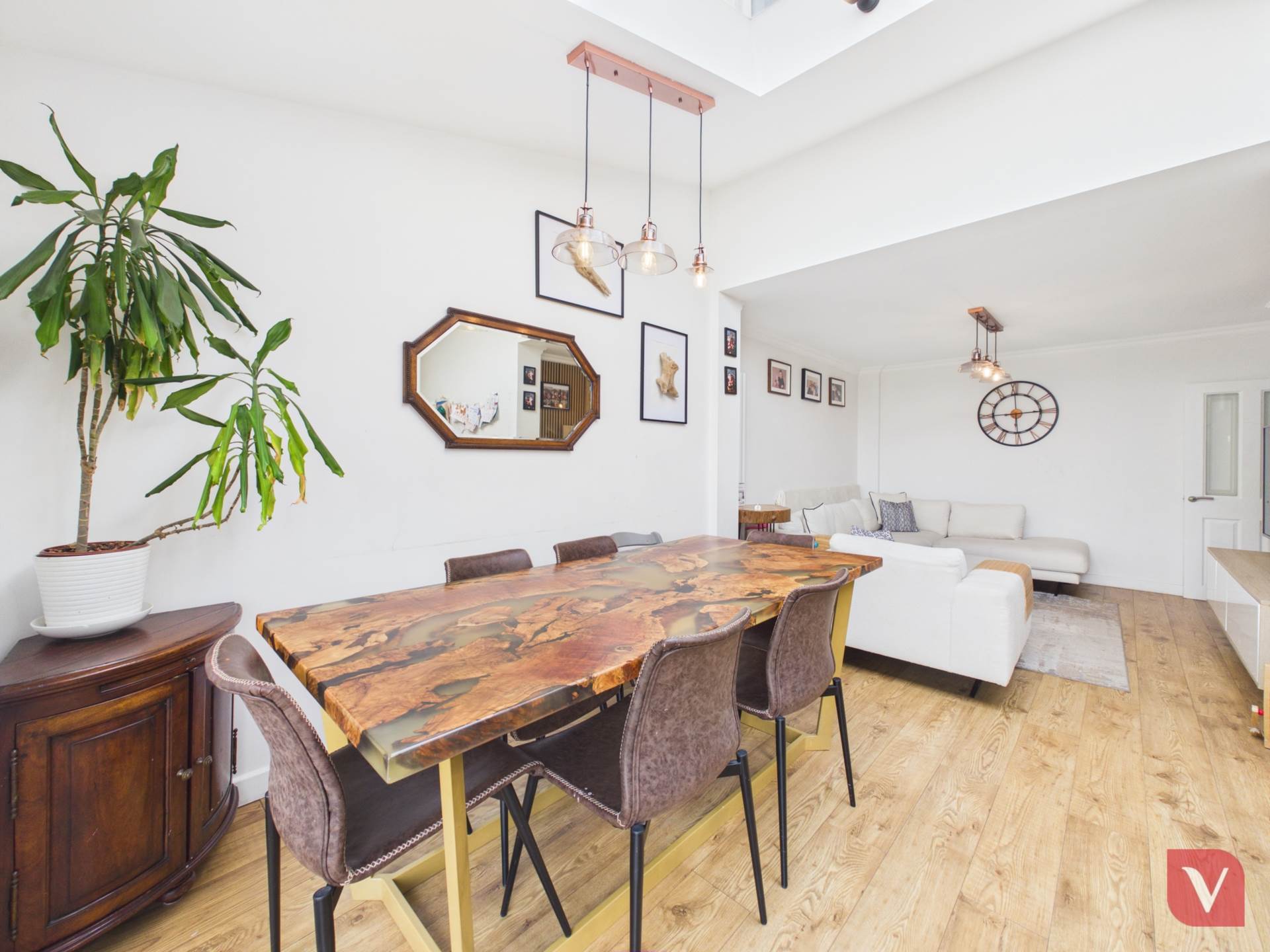 Somerset Avenue, Luton, Image 3