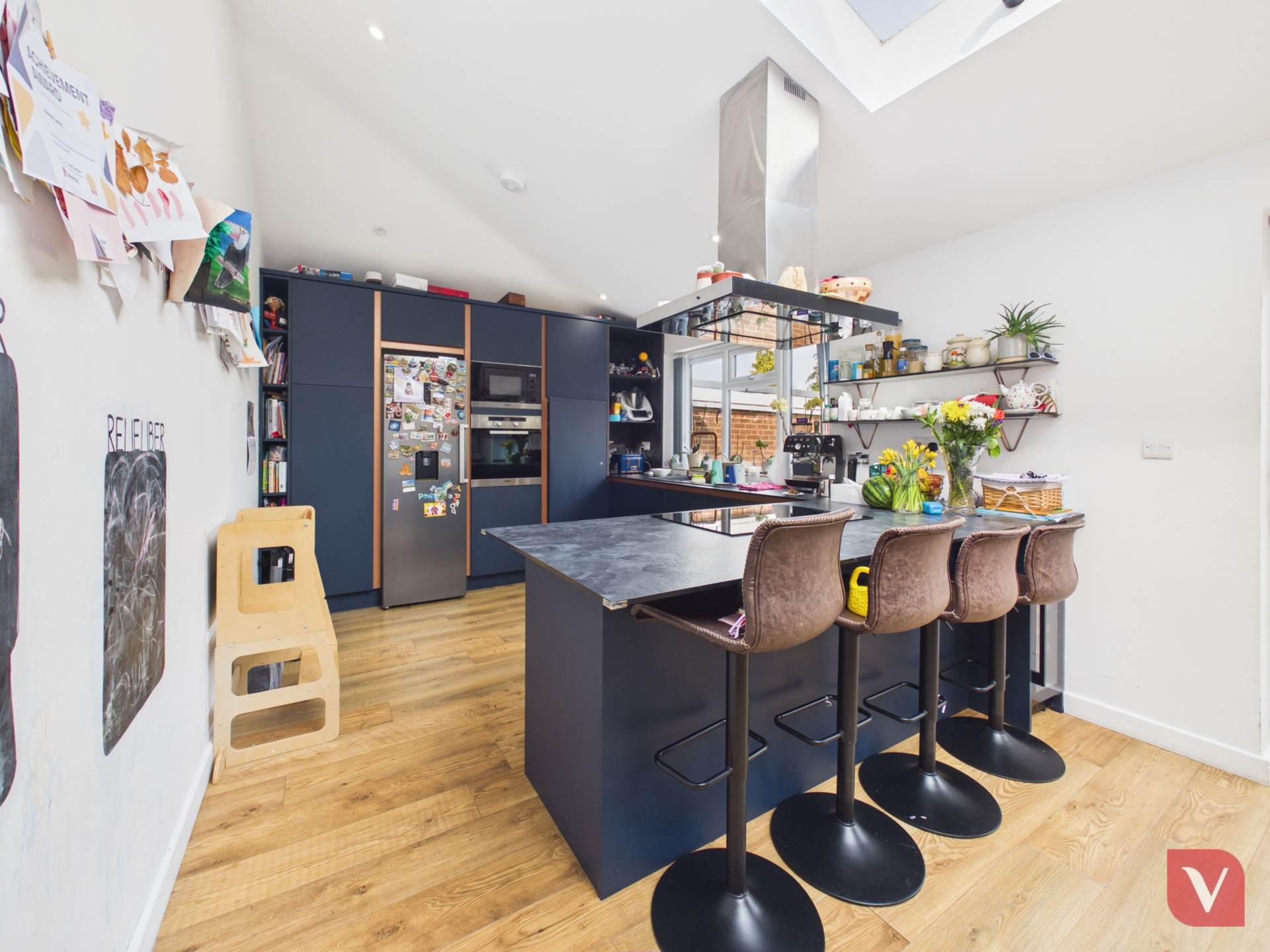 Somerset Avenue, Luton, Image 9