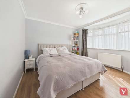 Somerset Avenue, Luton, Image 11