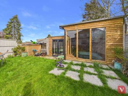 Somerset Avenue, Luton, Image 14