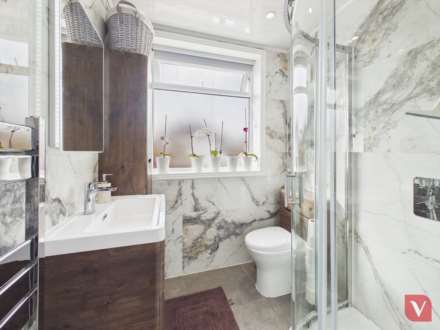 Somerset Avenue, Luton, Image 16