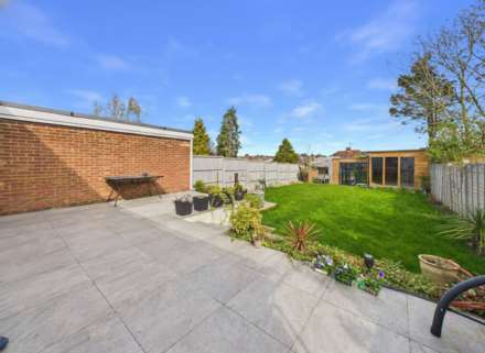 Somerset Avenue, Luton, Image 17