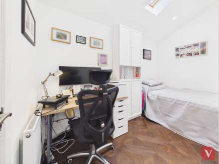 Somerset Avenue, Luton, Image 2