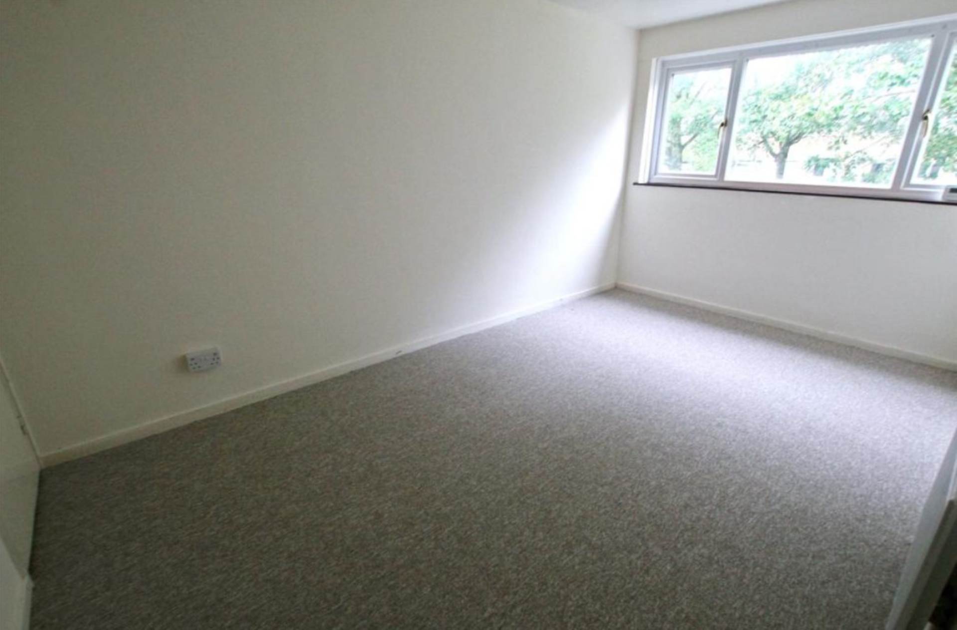Tulla Court, Milton Keynes, Image 4