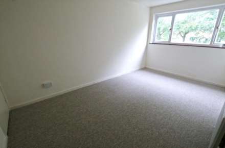 Tulla Court, Milton Keynes, Image 4