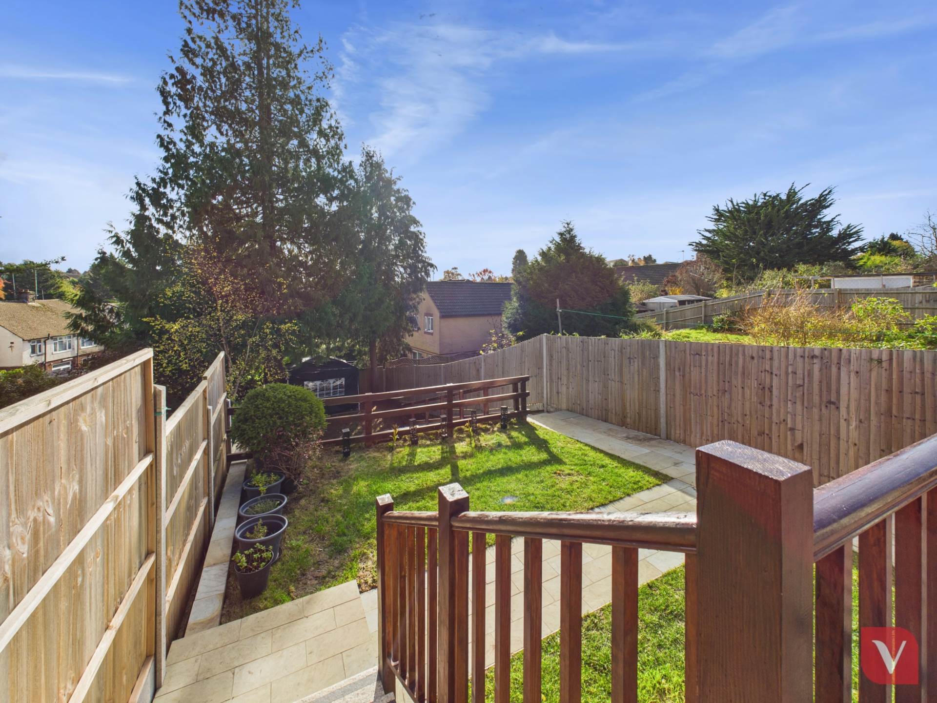 Crawley Green Road, Luton, Image 11