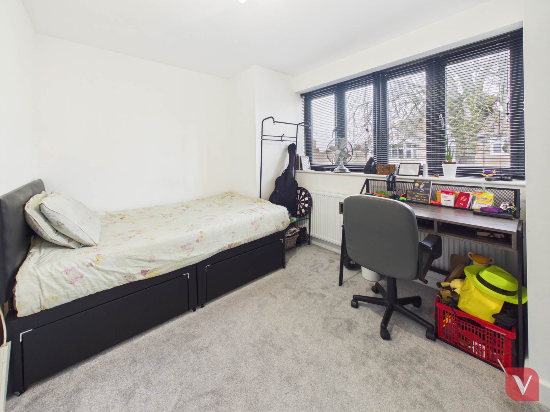 Compton Avenue, Luton, Image 9