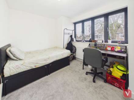 Compton Avenue, Luton, Image 9