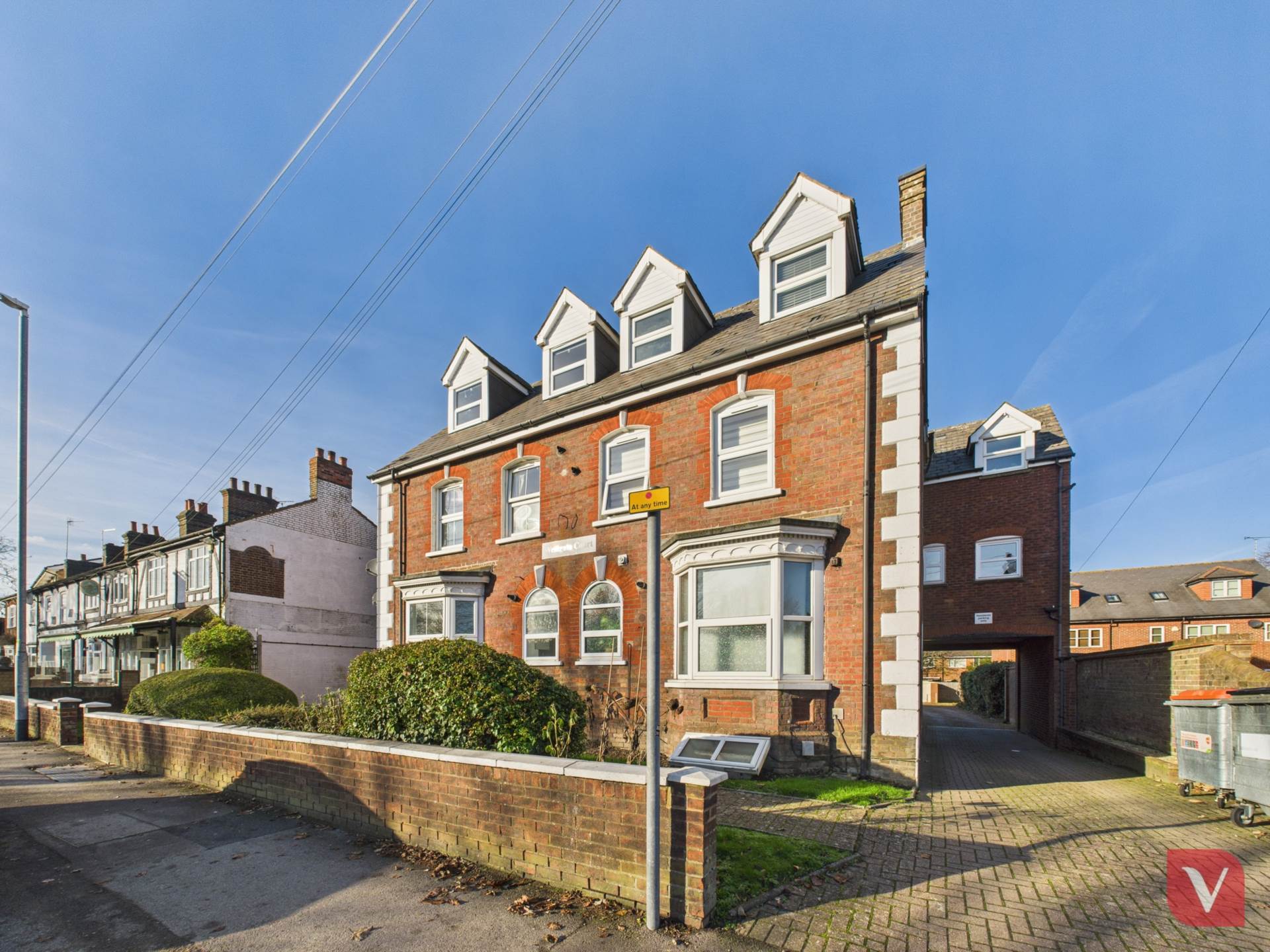 West Street, Dunstable, Image 1