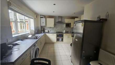 Darwin Close, Milton Keynes, Image 2