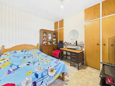 Warwick Road West, Luton, Image 6