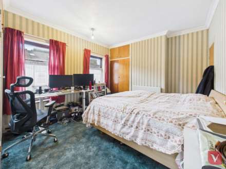 Warwick Road West, Luton, Image 7