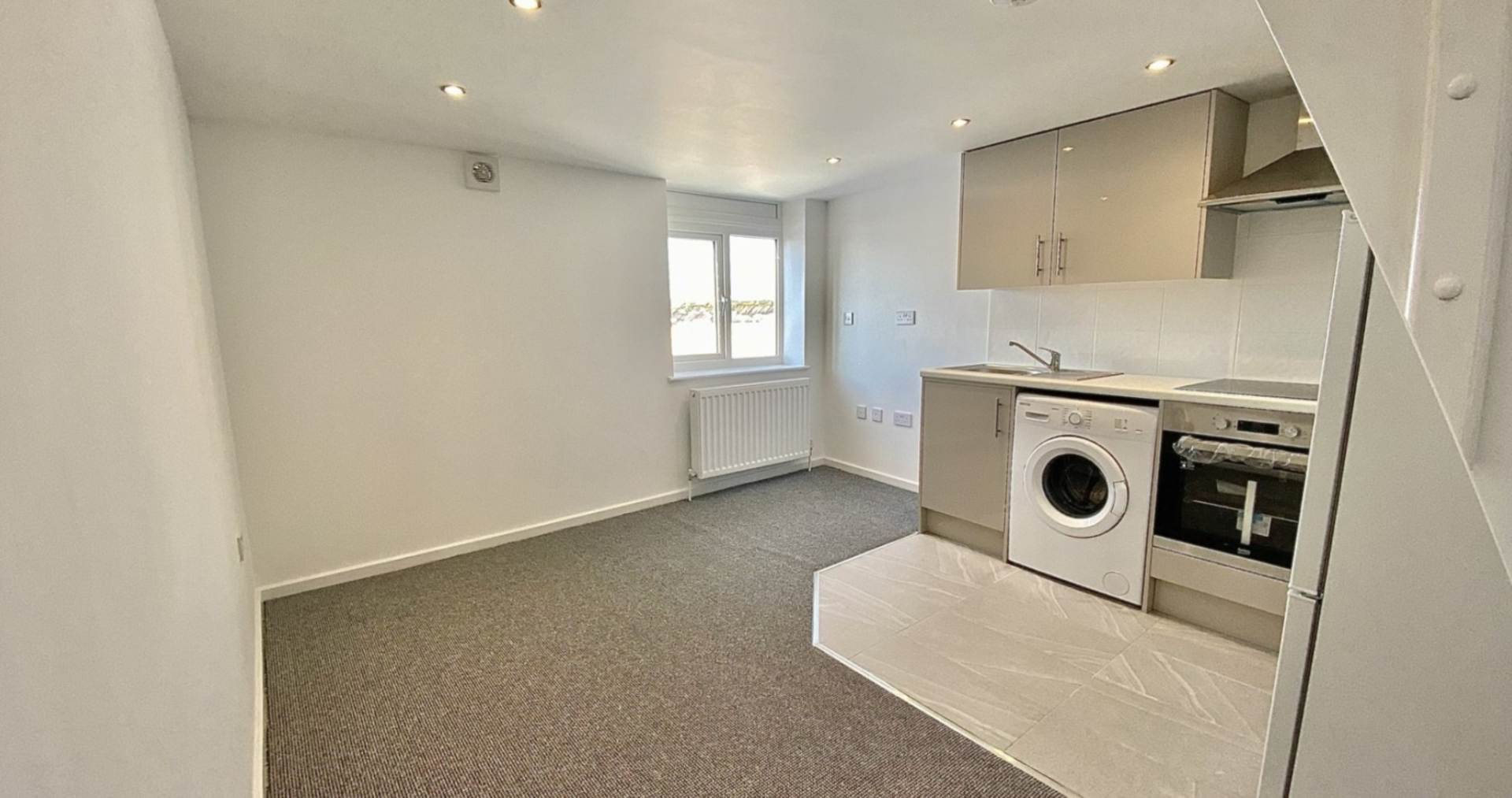 High Street, Rushden, Image 1