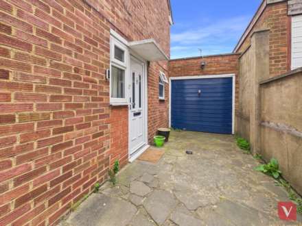 Ashwell Avenue, Luton, Image 10