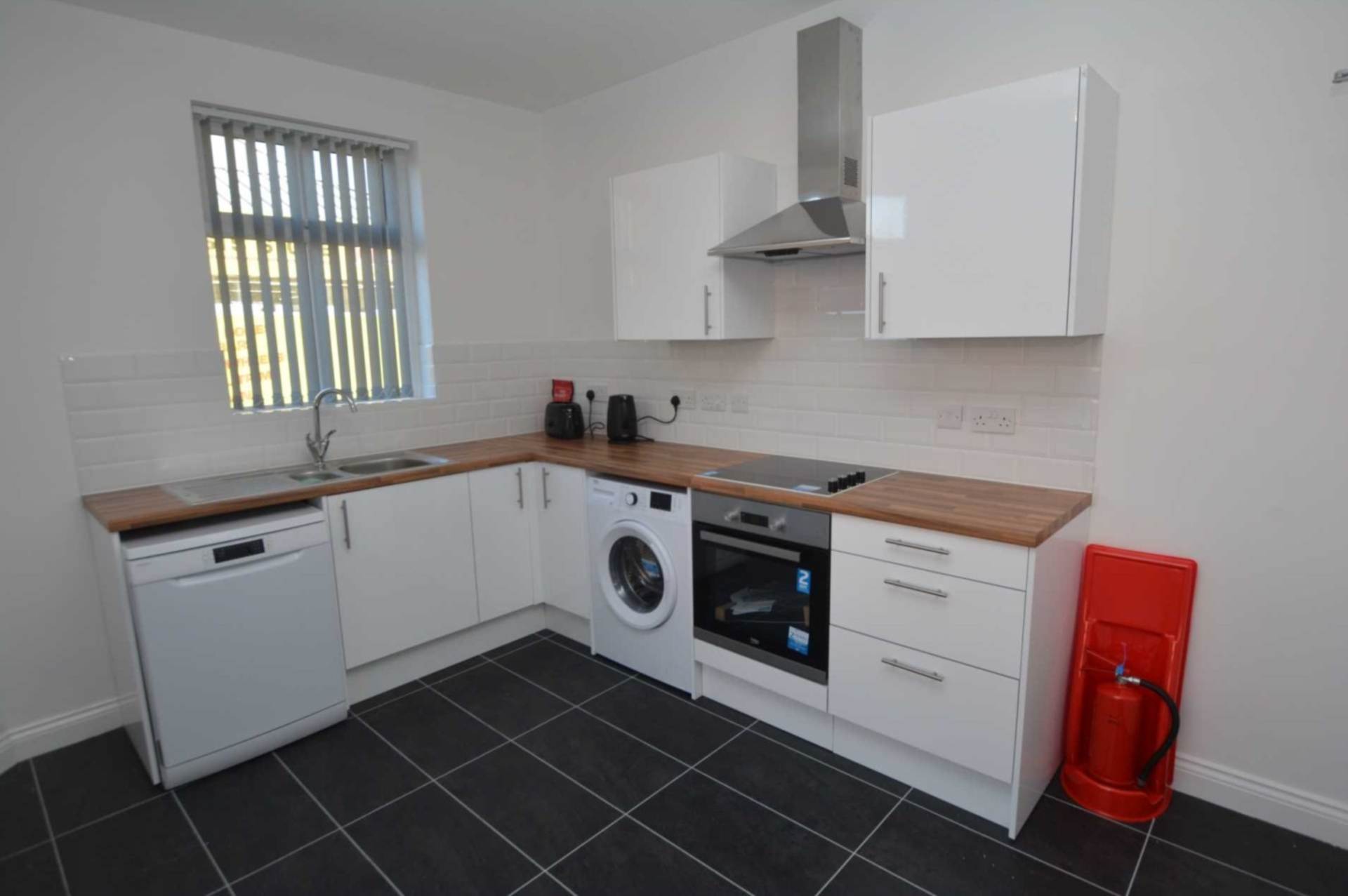 Montagu Street, Kettering, Image 4