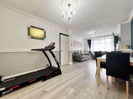 Houghton Road, Dunstable, Image 10