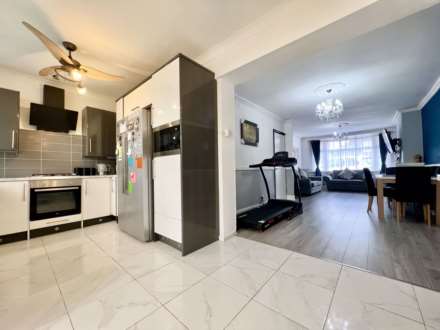 Houghton Road, Dunstable, Image 9