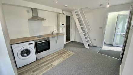West Street, Rushden, Image 4