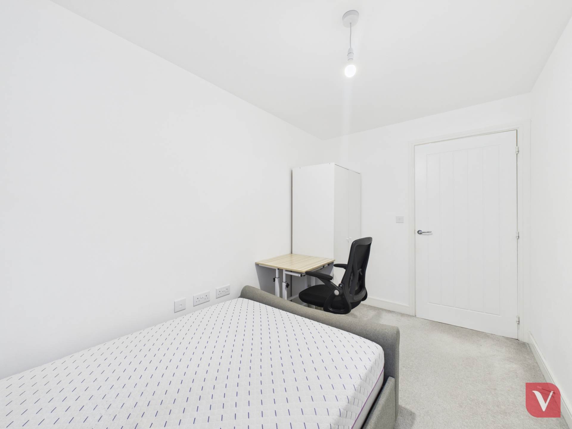 Guildford Avenue, Milton Keynes, Image 19