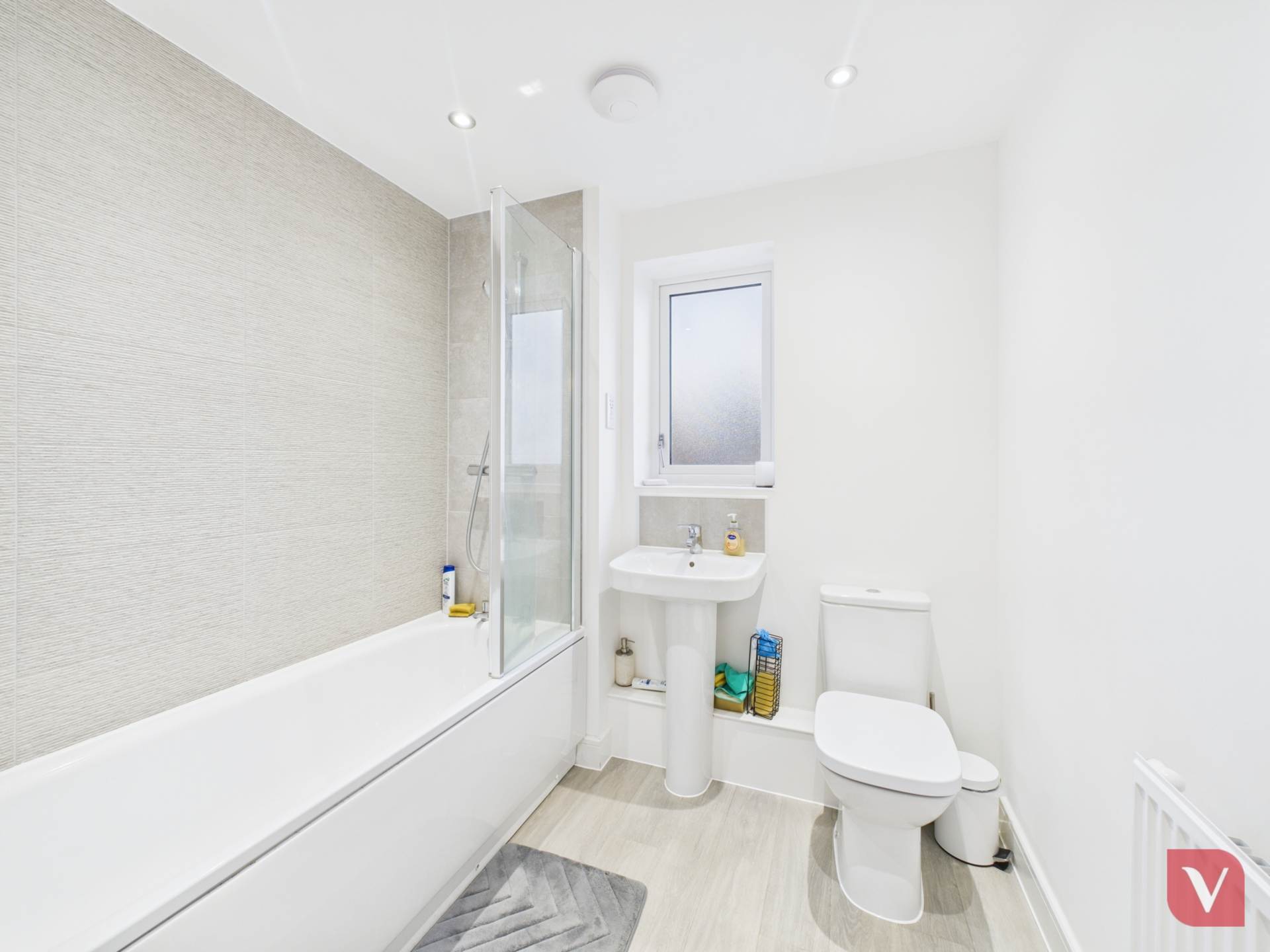 Guildford Avenue, Milton Keynes, Image 20