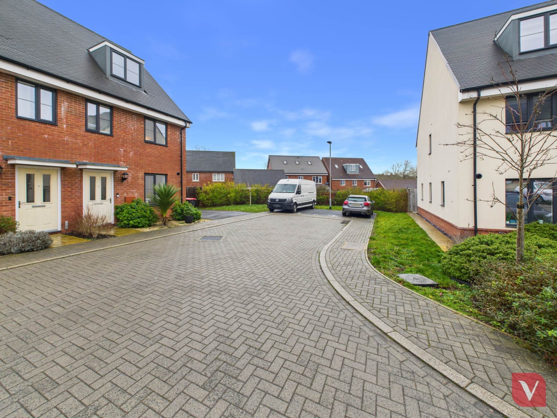 Guildford Avenue, Milton Keynes, Image 25