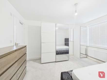 Guildford Avenue, Milton Keynes, Image 13